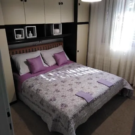 Mimi Apartman Klenovica